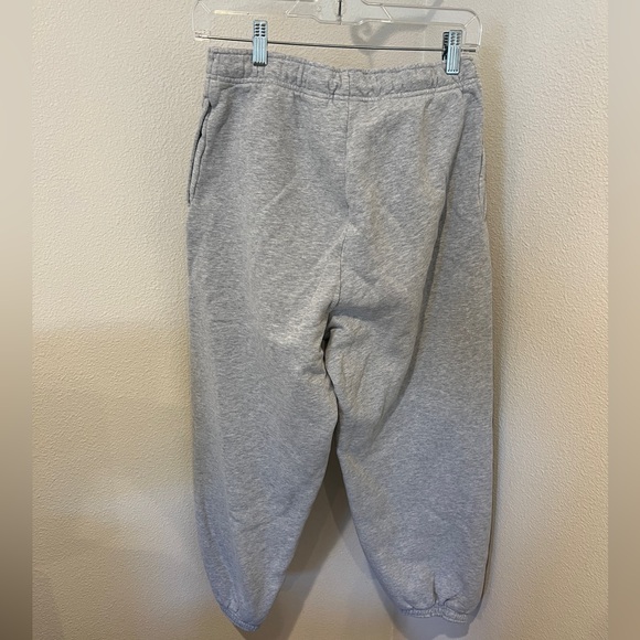 Aritzia TNA Cozy Sweatfleece Mega Jogger - Picture 6 of 6